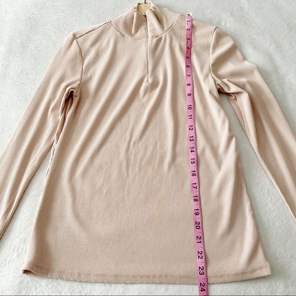 T by Tahari Pale Pink Ribbed Mick Neck Pullover Top - Picture 6 of 13